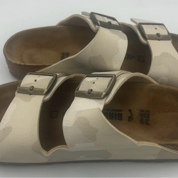 Birkenstock Sandals Womens Size EU39 US 8- 8.5 Slide Birko-Flor Desert Color - Picture 6 of 12